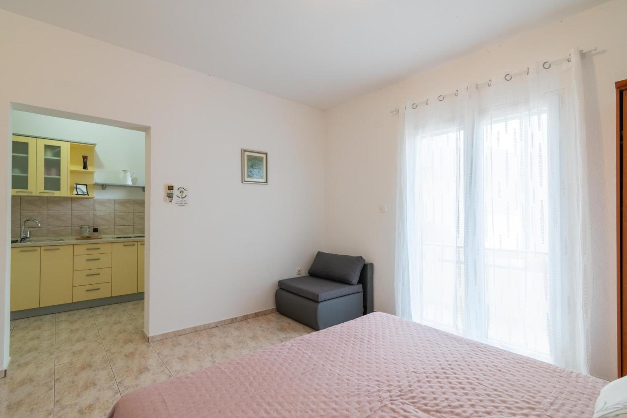 Apartments With A Parking Space Mandre, Pag - 18748 Kolan Camera foto